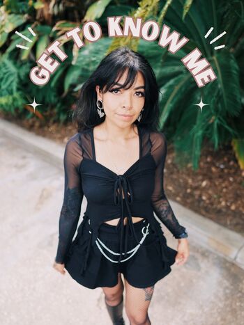 AileenSenpaiReacts
