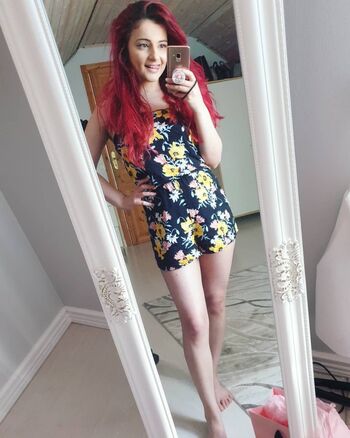 Annie Fuchsia