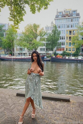 ariakhan00