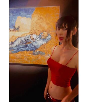 Bai Ling