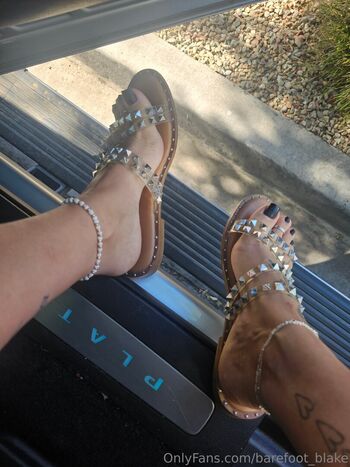 barefoot_blake
