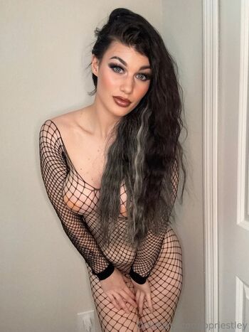Bea Priestley