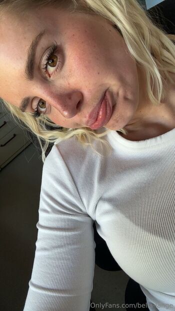 Bella Lange