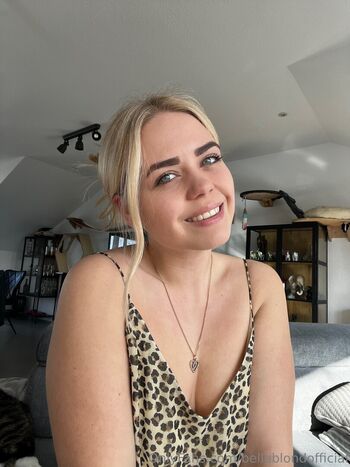 bellablondofficial