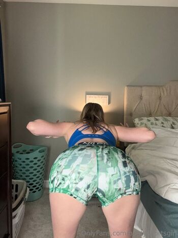bootyshortsgirl