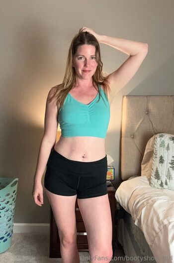 bootyshortsgirl