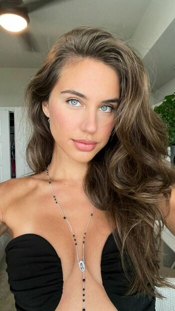 Brit Manuela