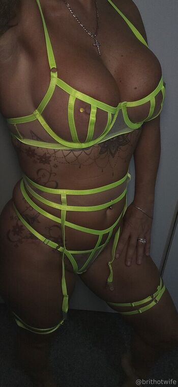 brithotwife