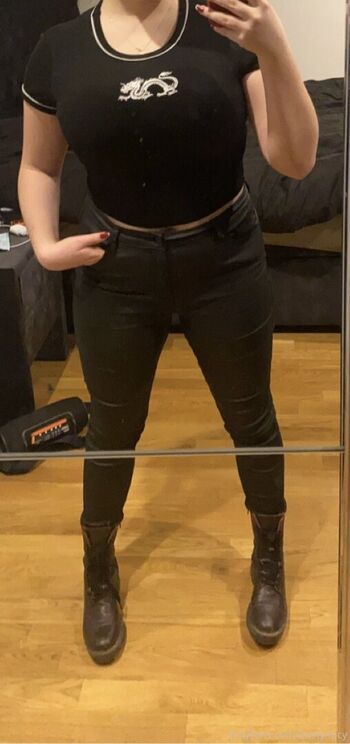 busty-lucy