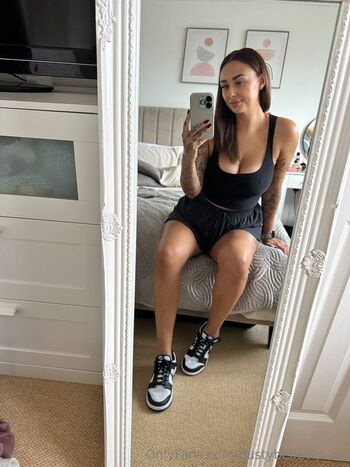 bustybellevip_xx