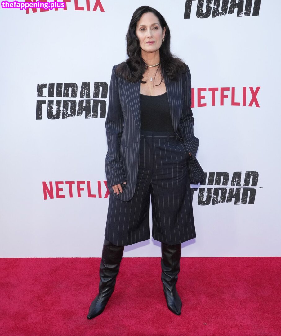 Carrie-Anne Moss