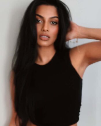 Chandrika Ravi