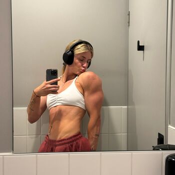 Charlotte Chant