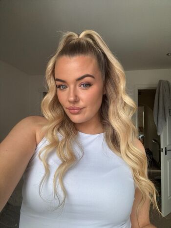 Chloe Mil