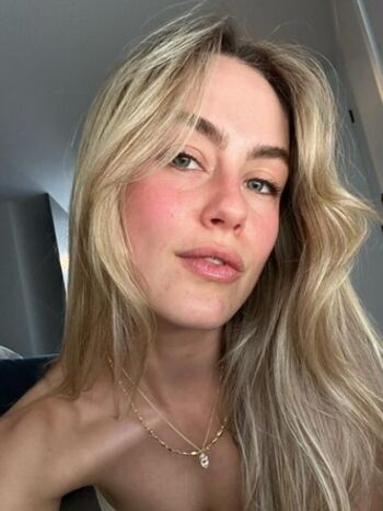 Claire Smith