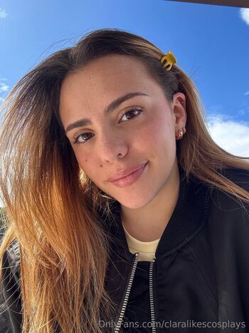 Claralikescosplays