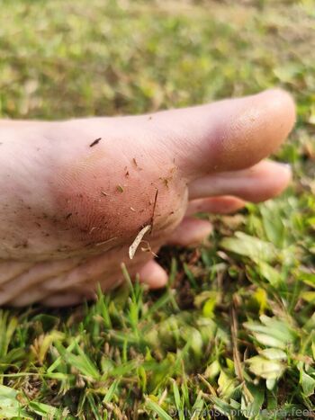 clarita.feet