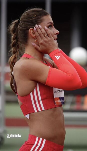 Demi Van Den Wildenberg