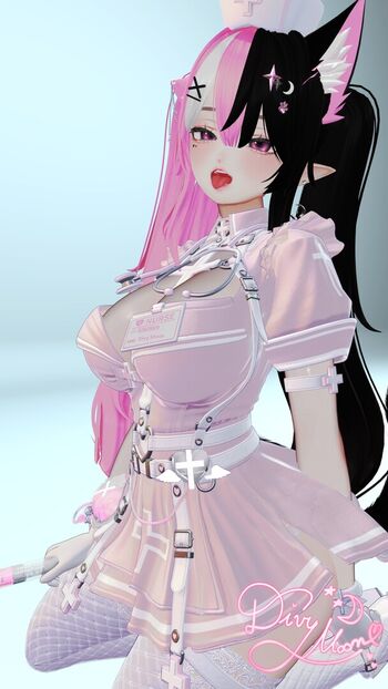 DivyMoon