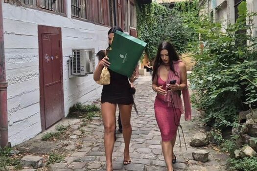 Dua Lipa