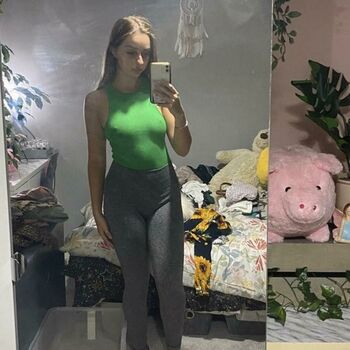 Ellie Lee
