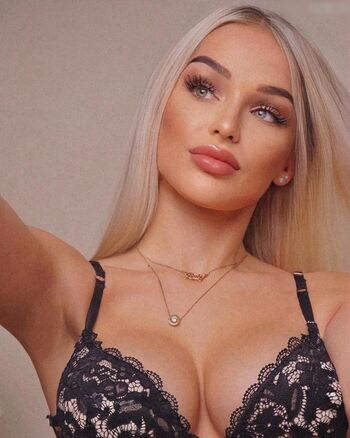 Emmy Russ