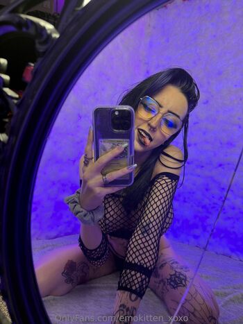 emokitten_xoxo