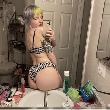 Graveyard Goddess