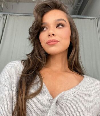 Hailee Stein