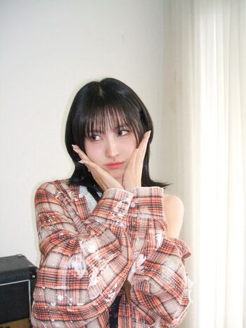 Hirai Momo