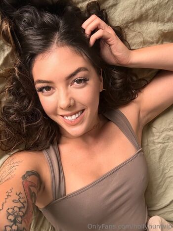 hollyhuntvip