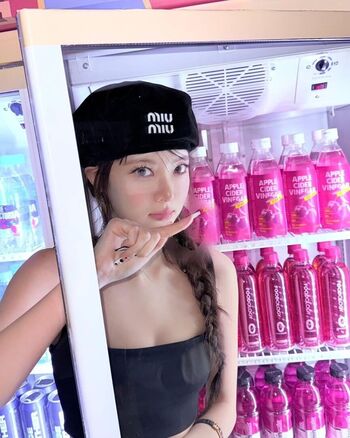 Hong Eunchae 홍은채