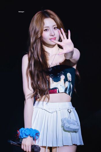 Huh Yunjin 허윤진