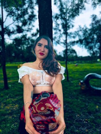 Ivanna Vega