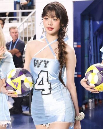 Jang Won-young