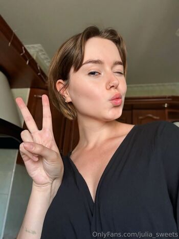 julia_sweets