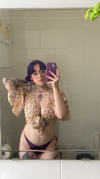 Kaiju_rose