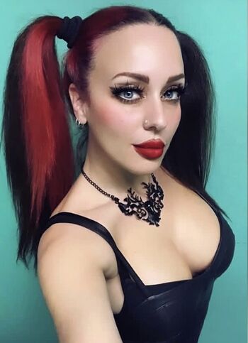 Katt Scarlett