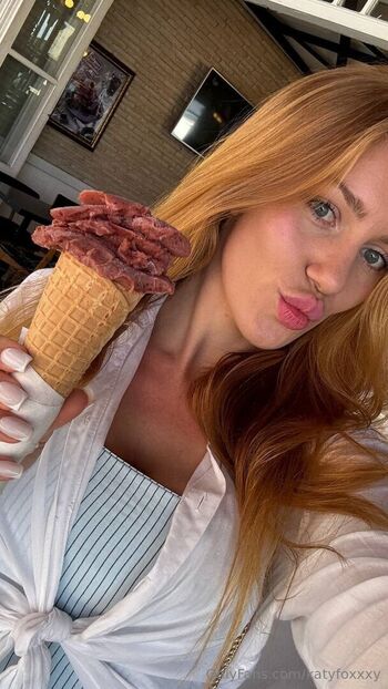 katyfoxxxy