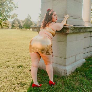 KinkyKatie