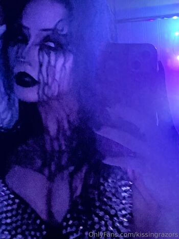 Kissingrazors