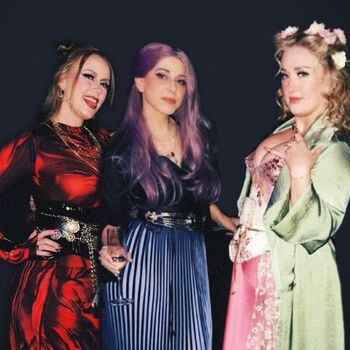 Laura Bailey