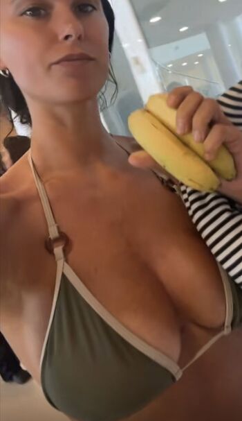Laura Petard