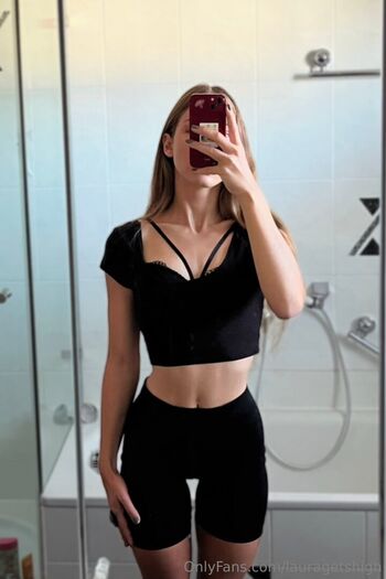 lauragetshigh