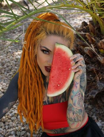 Lena Scissorhands
