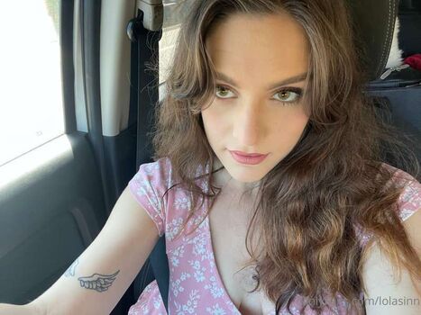 Lola Sinn