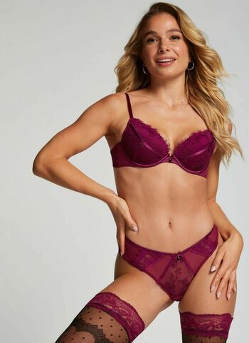 Lola Weippert