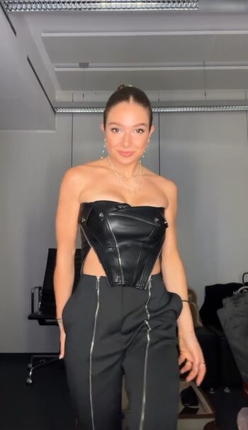 Lola Weippert