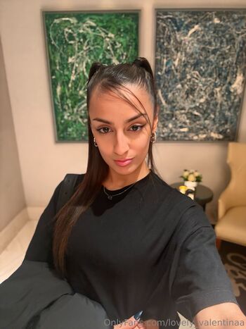 lovely_valentinaa