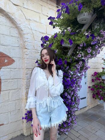 lucy_twinkle